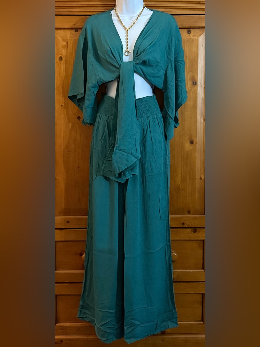 Womens Teal Set with Wide-Leg Smocked Waist Pants -NWT
